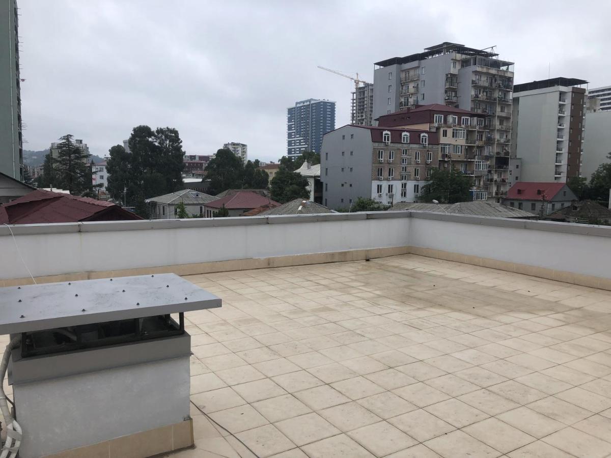 Apartment Merabi Batumi Exterior foto